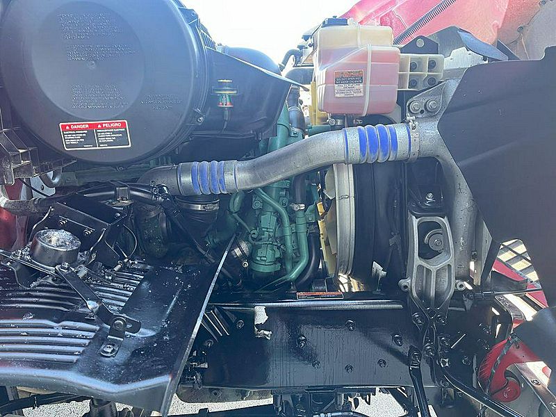 2019 Volvo VHD