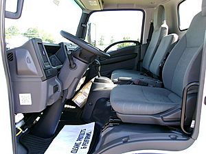 2025 Isuzu NRR