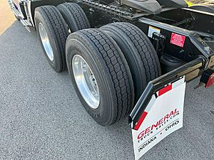 2025 Volvo VNL
