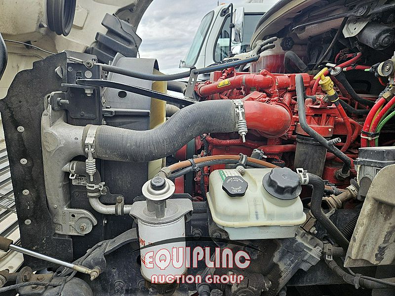 2016 Freightliner M2