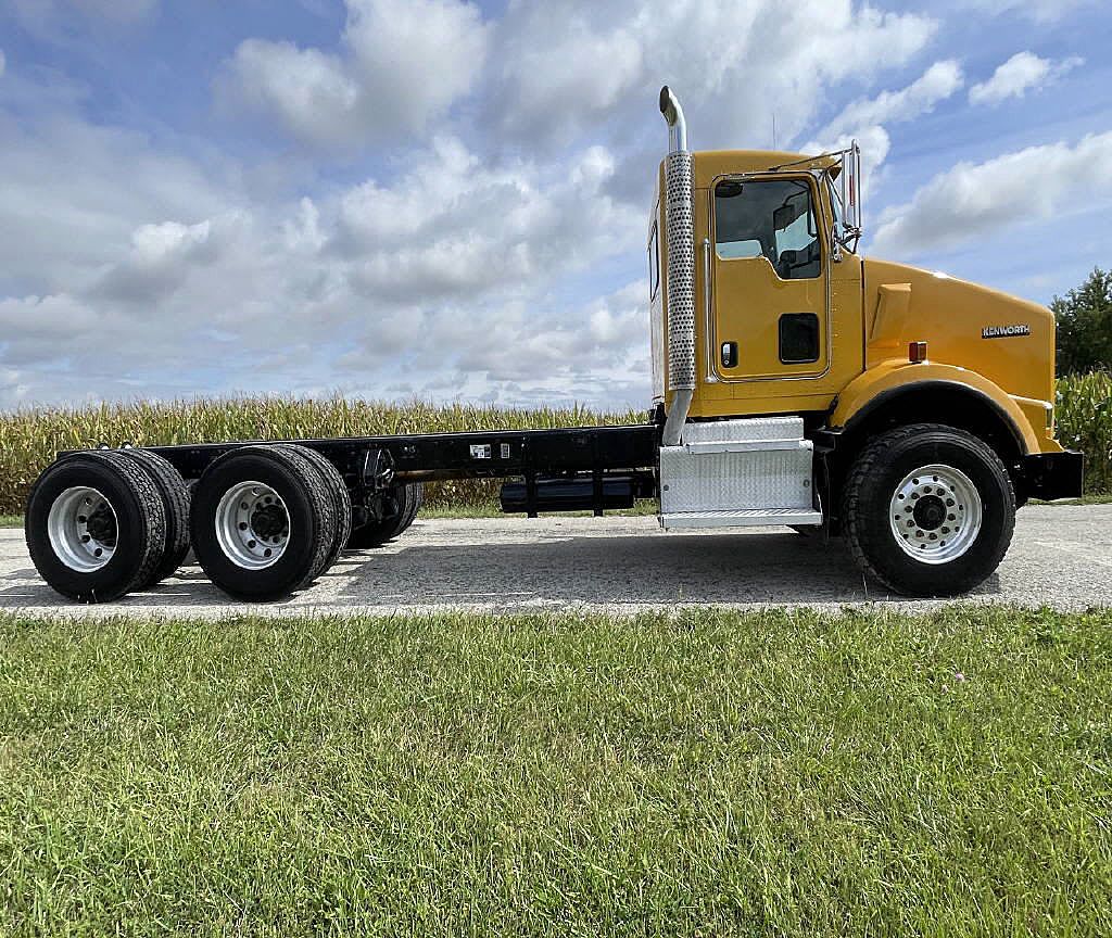 2017 Kenworth T800 For Sale | Cab & Chassis | #8387