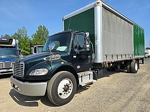 2019 Freightliner M2 106 - Curtainside