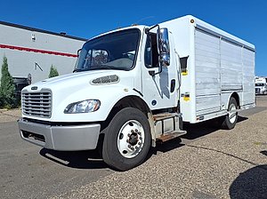 2016 Freightliner M2 106