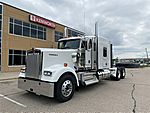 2025 Kenworth W900L