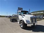 2025 Kenworth T880