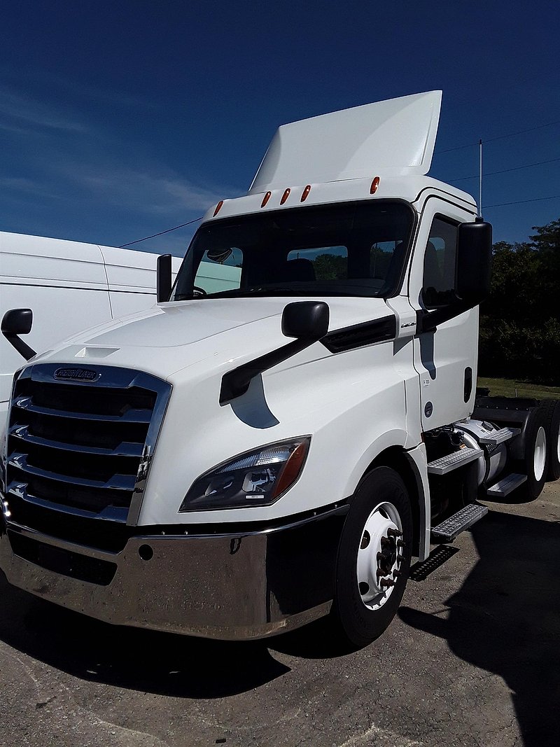 2019 Freightliner NEW CASCADIA PX12664