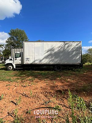 2006 Hino 268 - Box Van
