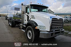 2013 Mack Granite GU813 - Cab & Chassis