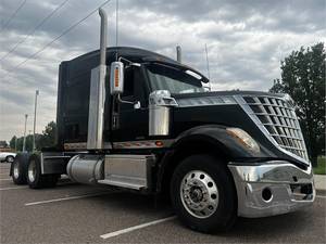 2015 International LT - Sleeper Truck