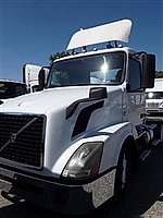 2016 Volvo VNL42T
