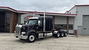 2018 Peterbilt 567 - Sleeper Truck