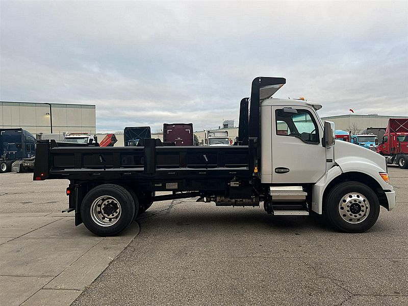 2025 Kenworth T280