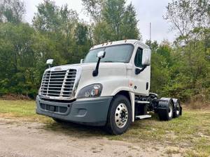 2020 Freightliner  - Daycab