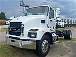 2025 Mack MD742
