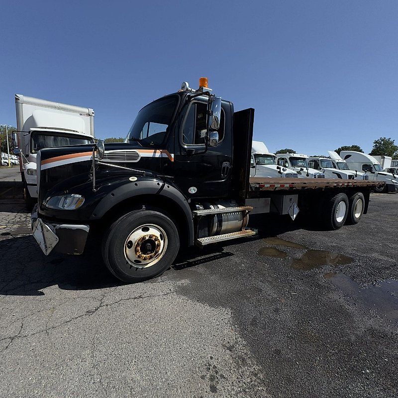 2015 Freightliner M2 112