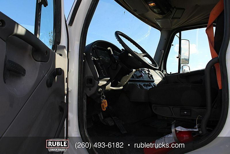 2013 Freightliner 114SD