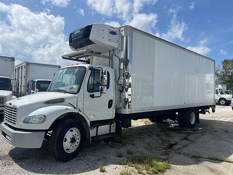 2016 Freightliner M2 106