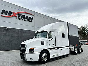 2025 Mack Anthem AN64T - Sleeper Truck