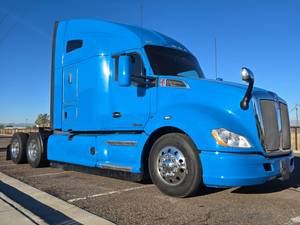 2021 Kenworth T680 - Sleeper Truck