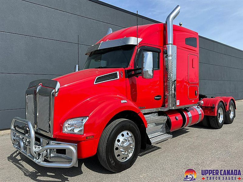 2021 Kenworth T880