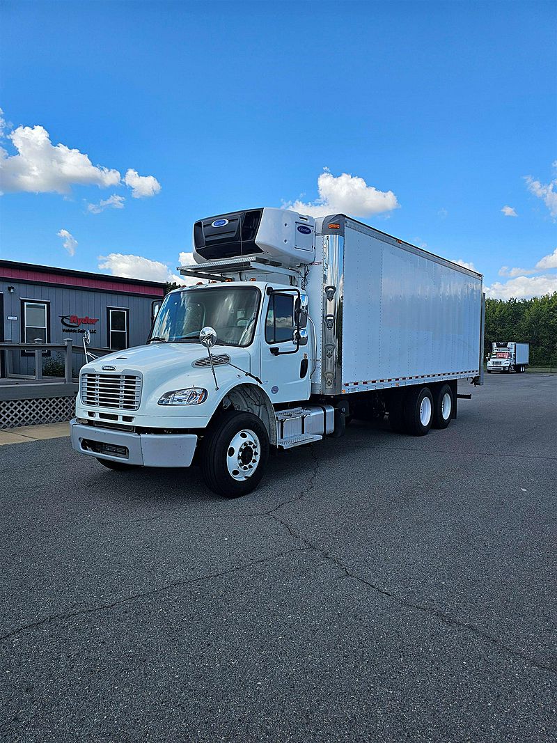 2018 Freightliner M2 106
