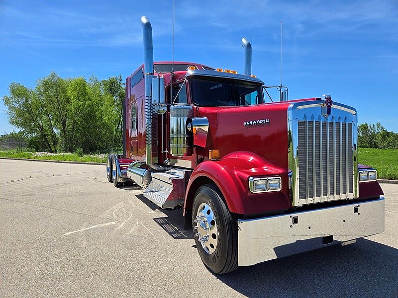 2025 Kenworth W900L For Sale 86" Sleeper 0570669