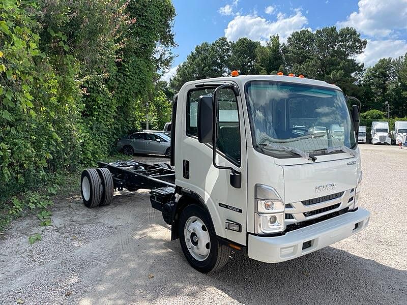 2025 isuzu nrr for sale cab chassis 0574340