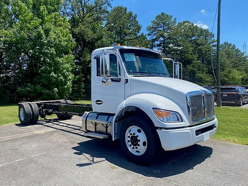 2025 Kenworth T280