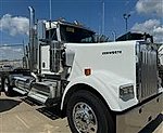 2025 Kenworth W900L