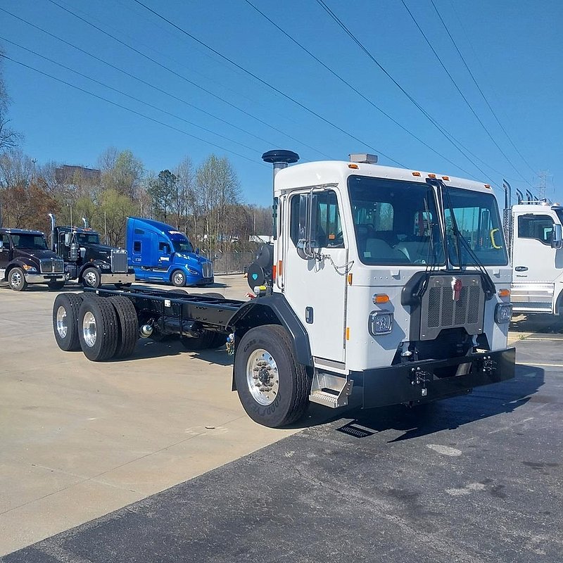 2025 Kenworth L770