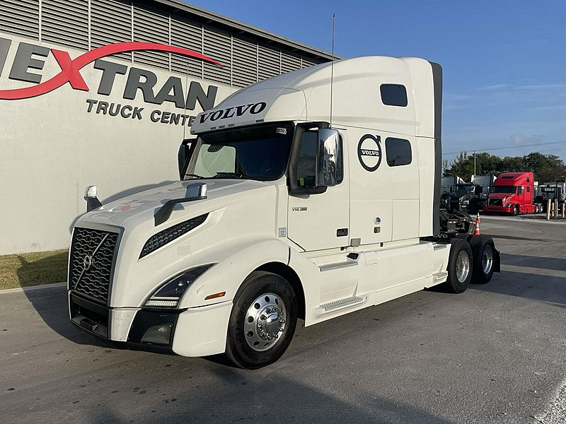 2020 Volvo VNL 760