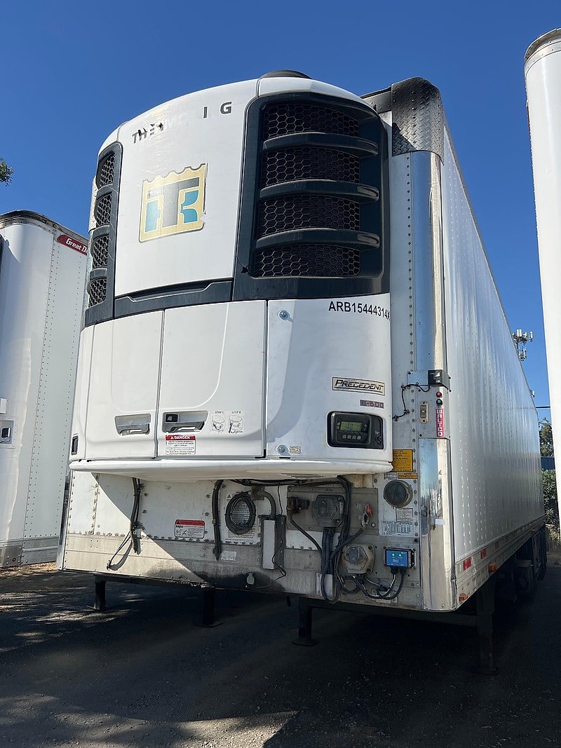 2015 Utility VS2RA 45/162/102