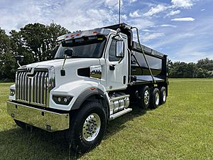 2025 Western Star 47X - Dump Truck