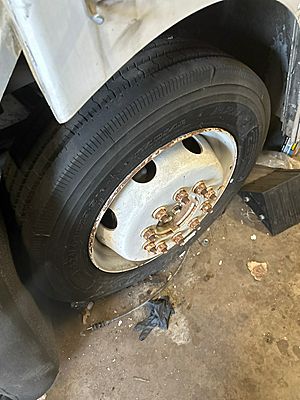 2007 Workhorse W42 - Box Van