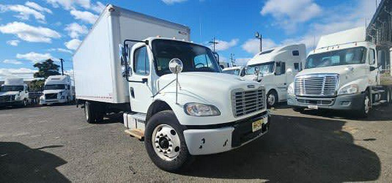 2017 Freightliner M2 106
