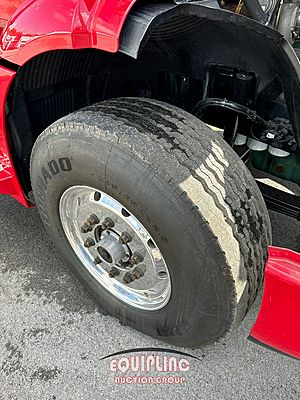 2020 VOLVO TRUCK VNR DUMP