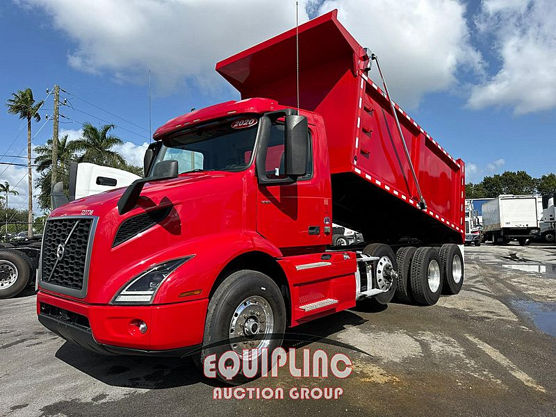 2020 VOLVO TRUCK VNR DUMP