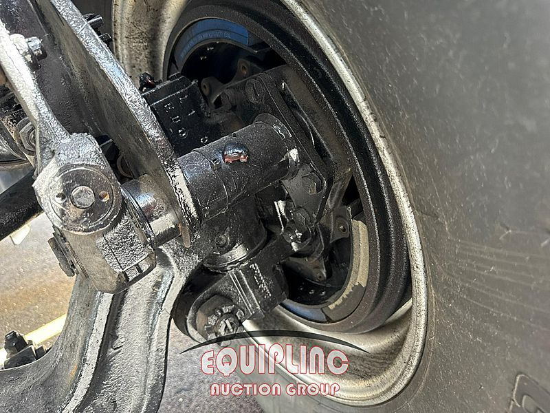 2020 VOLVO TRUCK VNR DUMP