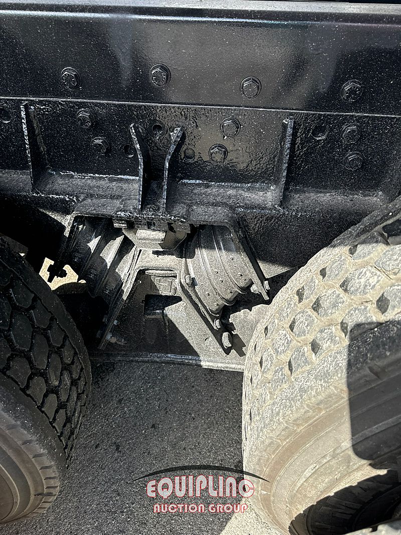 2020 VOLVO TRUCK VNR DUMP