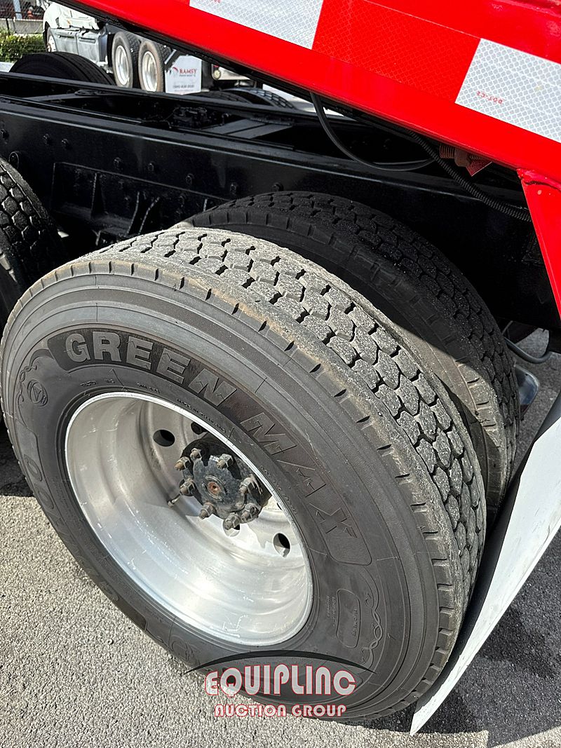 2020 VOLVO TRUCK VNR DUMP