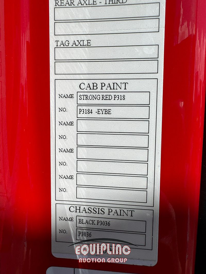 2020 VOLVO TRUCK VNR DUMP