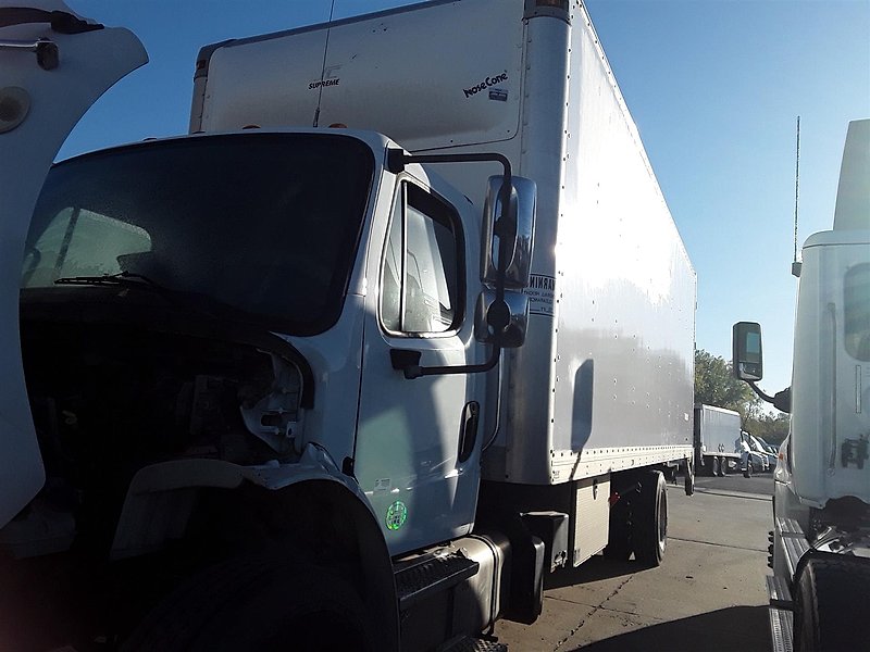 2016 Freightliner M2 106