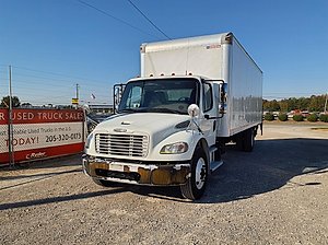 2018 Freightliner M2 106 - Box Van