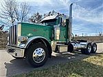 2022 Peterbilt 389