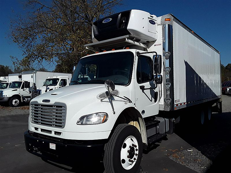 2017 Freightliner M2 106