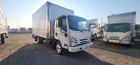 2018 Isuzu NPR HD
