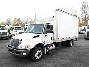 2019 International DuraStar 4300 - Box Van