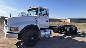 1994 Ford LTLS9000 - Cab & Chassis
