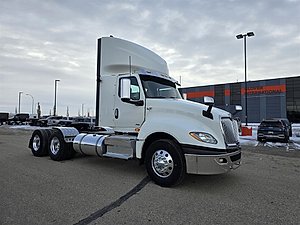2019 International LT625 - Day Cab