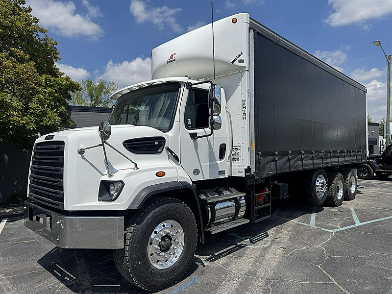 2016 Freightliner 108SD